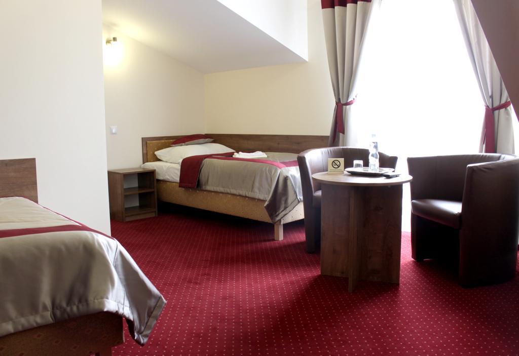Hotel Dukat Biała Podlaska Rom bilde