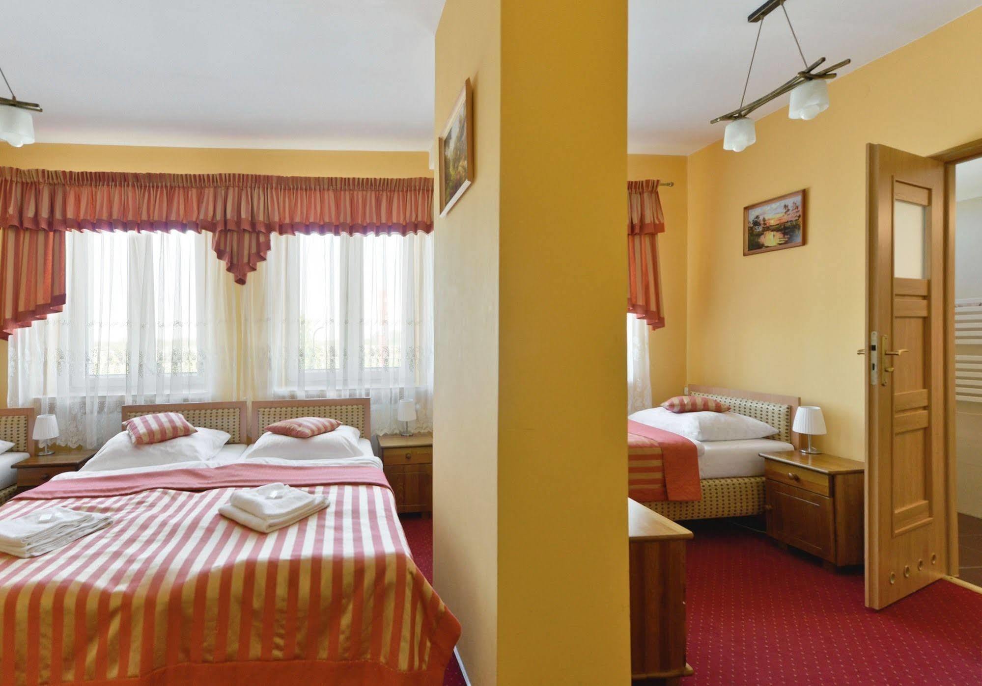 Hotel Dukat Biała Podlaska Eksteriør bilde