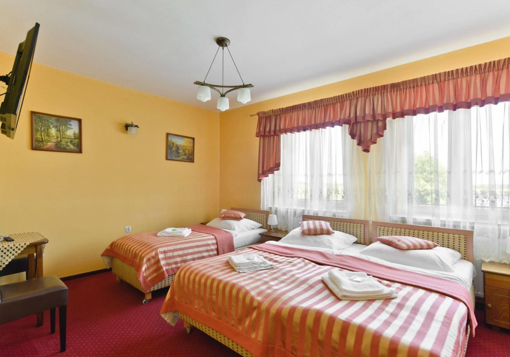 Hotel Dukat Biała Podlaska Eksteriør bilde